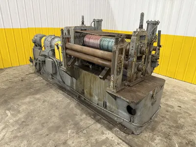 36”  YODER MODEL #M3 POWERED SLITTING HEAD w/ POWERED FEED & HOLD DOWN ROLLS : STOCK #22953