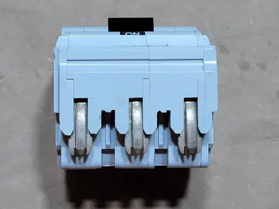 Used FEDERAL PIONEER NA3P15 Switchgears British Columbia CA | Lenmark #835744