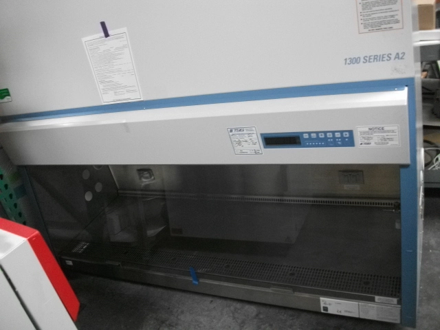 Used THERMO _UNKNOWN_ Biological Safety Cabinets California US | Biotech Equipment Sales #1464786