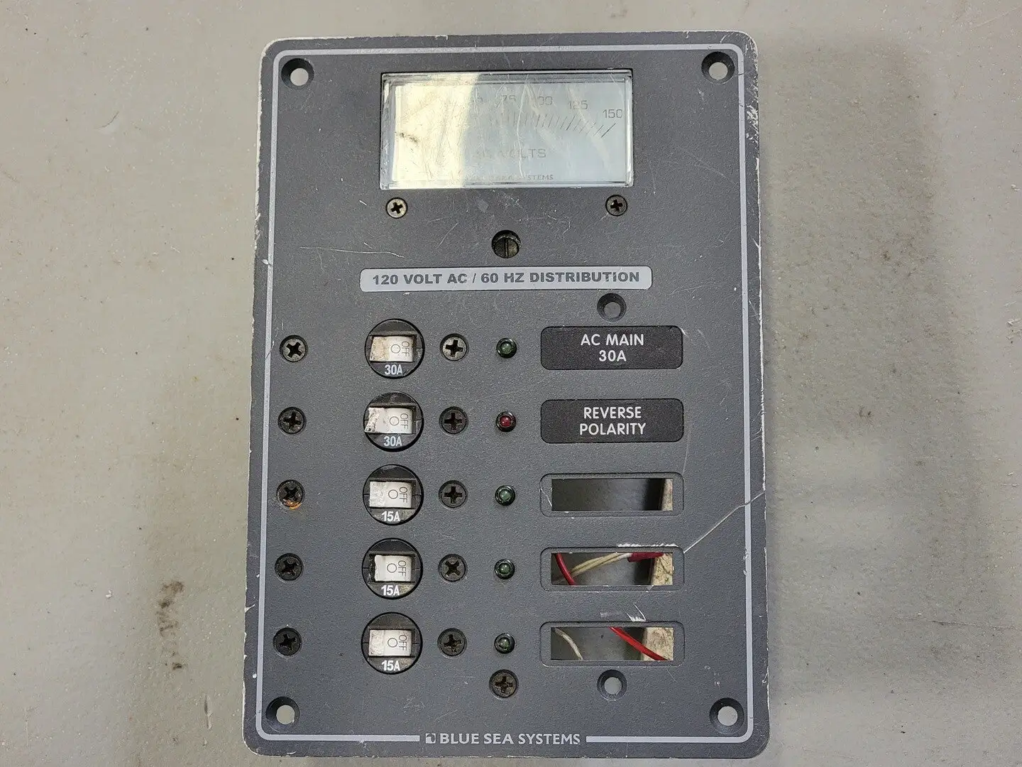 USED BLUE SEA 8043