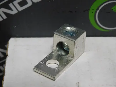 Box of 50 Burndy KA2U Termination Lugs AL9CU 1/4" Stud 50 lb-in Torque New