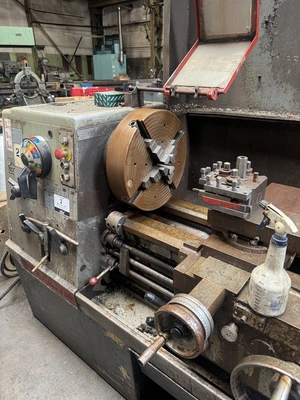 COLCHESTER MASCOT 1600 Lathes | Bowland Trading Ltd (5)