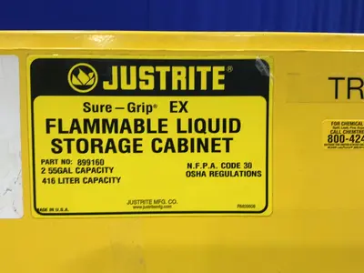 Used JUSTRITE _UNKNOWN_ Cabinets Ohio US | HGR 24 #1343695