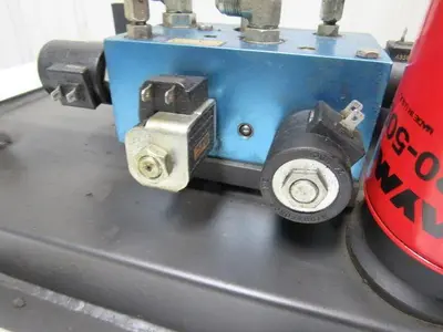 Raymond Dockstocker DSR300 Electric Walk Behind Stacker Hydraulic Tank Reservoir