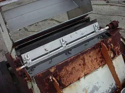 USED JH DAY BRUSH SIFTER