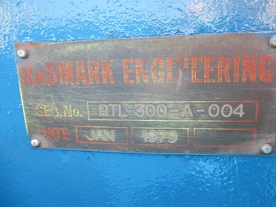 Radmark, single roll granite/rock crusher pulverizer w/hydraulic motor