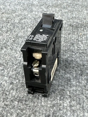 Used Siemens Q120 Circuit Breakers California US | Davliegogo LLC #1706678