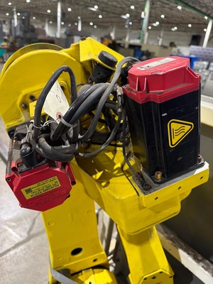 USED 2003 FANUC M-16IB/20 + R-J3IB