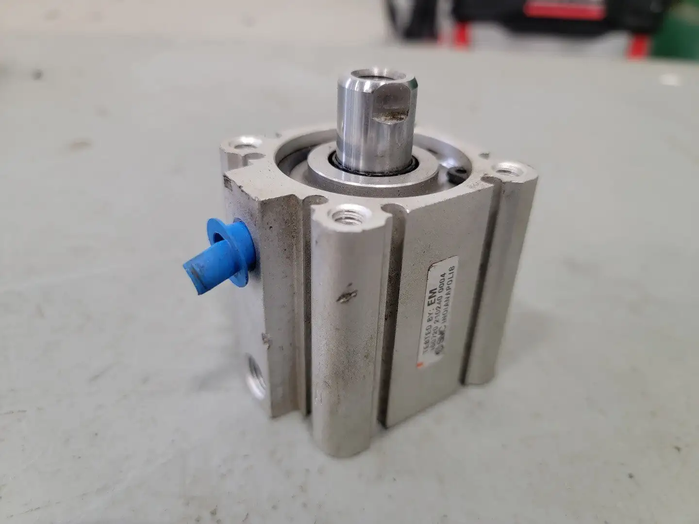 Used SMC NCQ2L40-25DZ Parts (Hydraulics and Pneumatics) British Columbia CA | Lenmark #267895