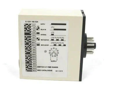 NEW CARLO GAVAZZI S1201166024 TIMER