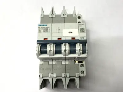 USED SIEMENS MINIATURE CIRCUIT BREAKER 3-POLE 10A W/ 5ST3010 SWITCH