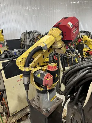 Used 2010 FANUC ARCMATE 100IC Robots Michigan US | Aucto #1306889