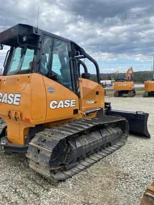 New | in-Stock 2026 CASE 750M WT Crawler Dozers Vermont US | Beauregard Equipment #1511175