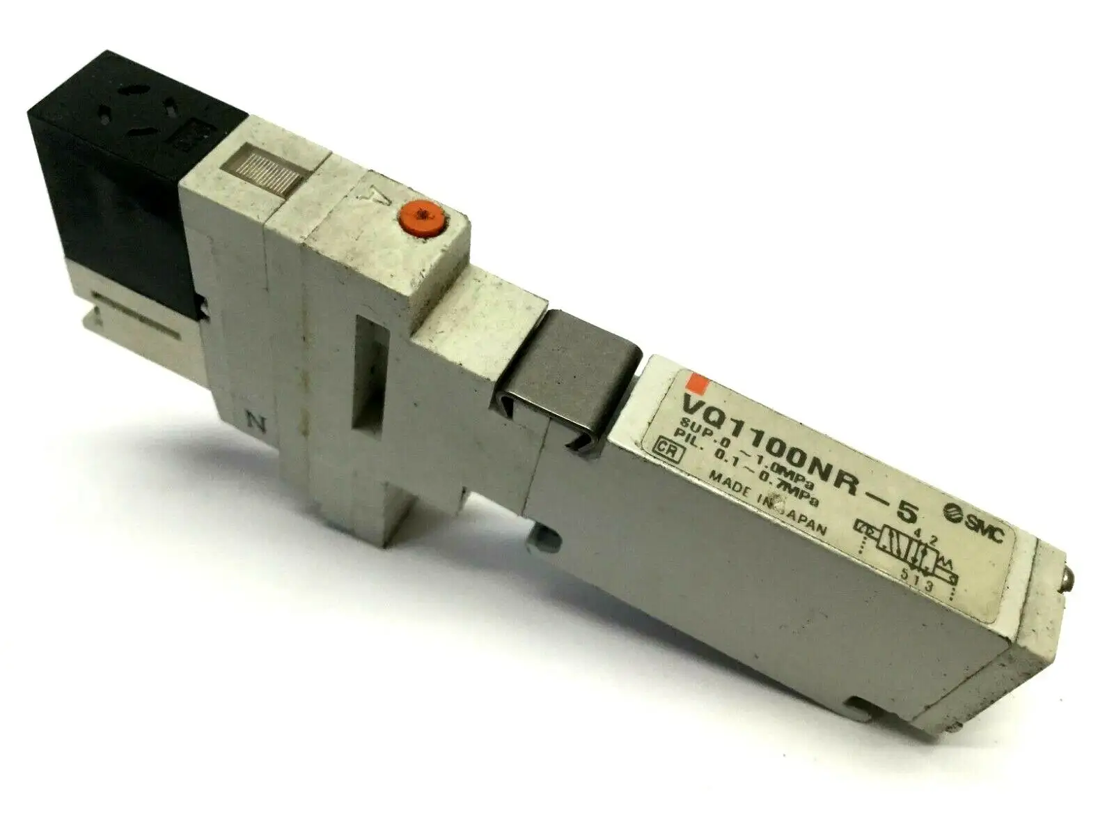 USED SMC SOLENOID VALVE, SUP. 0-1.0MPA, PIL. 0.1-0.7MPA