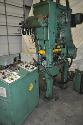 USED BRUDERER BSTA 30 II