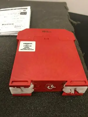 OMRON D40B-J1