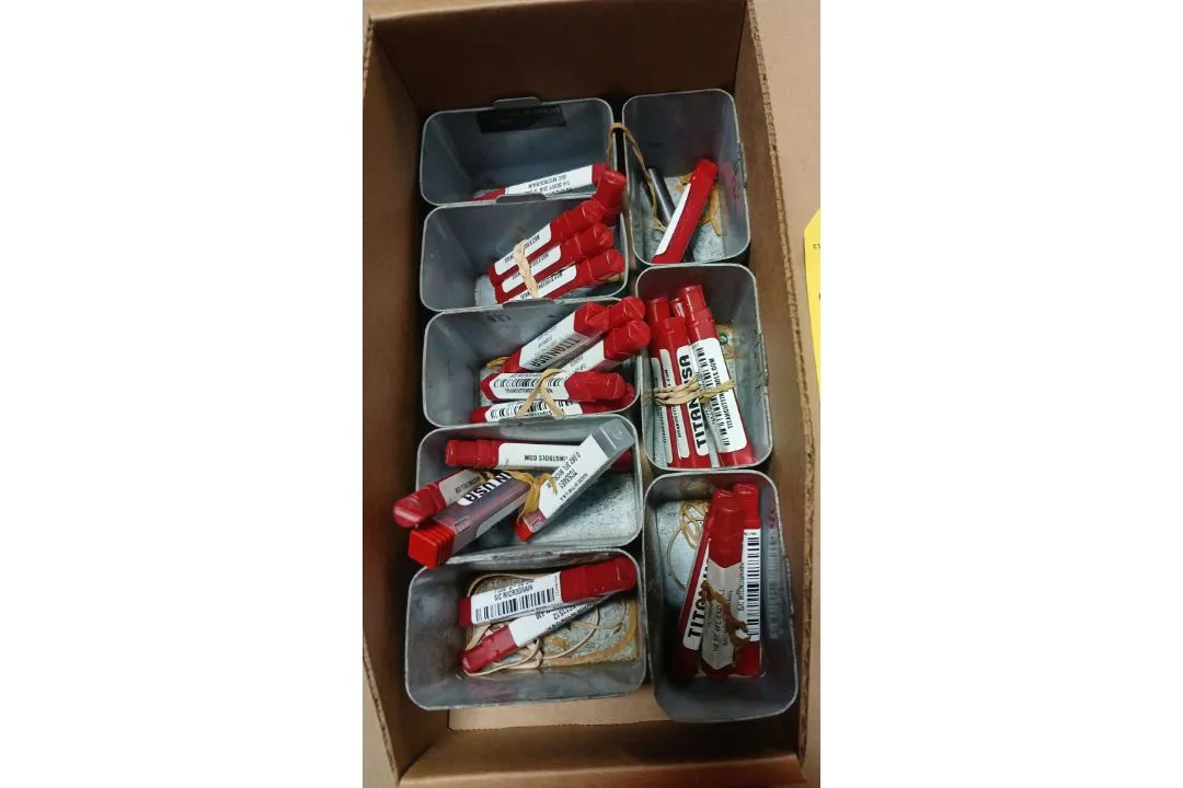 Used _UNKNOWN_ _UNKNOWN_ Carbide Endmills Ohio US | Thompson Auctioneers #1547133
