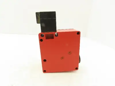Allen Bradley 802F-TF6SM11 Interlock Safety Switch 230V 4A Ser A