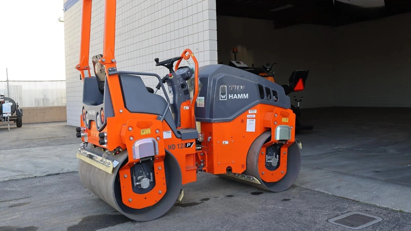 USED 2027 HAMM HD 12 VV