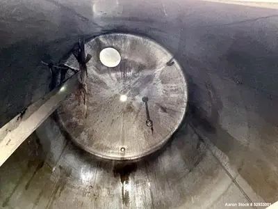 Used Crepaco 3500-Gallon Stainless Steel Tank – Vertical for Sale