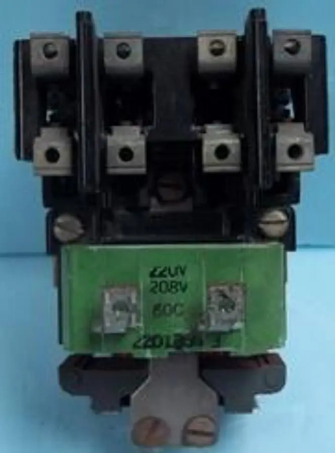 USED CATERPILLAR 10 AMPS: 60 A VOLTS: 600 VAC / 250 VDC