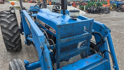 USED 1990 FORD 4630