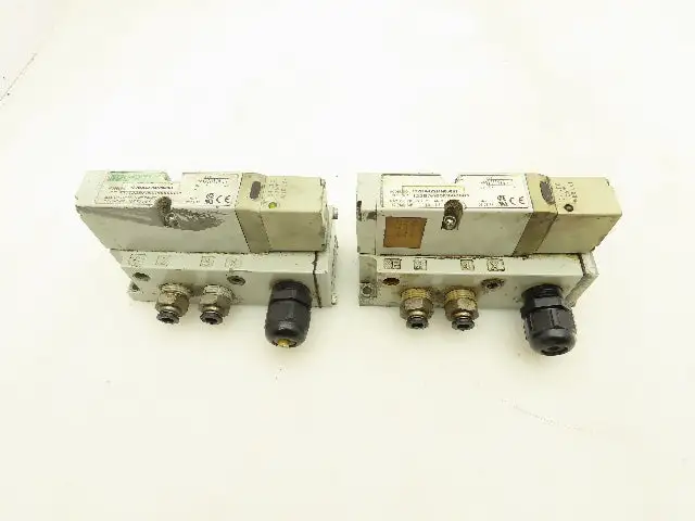 Numatics 122BA4Z2MN00061 Pneumatic 4/2 Solenoid Valve w/Manifold 24VDC  Lot of 2