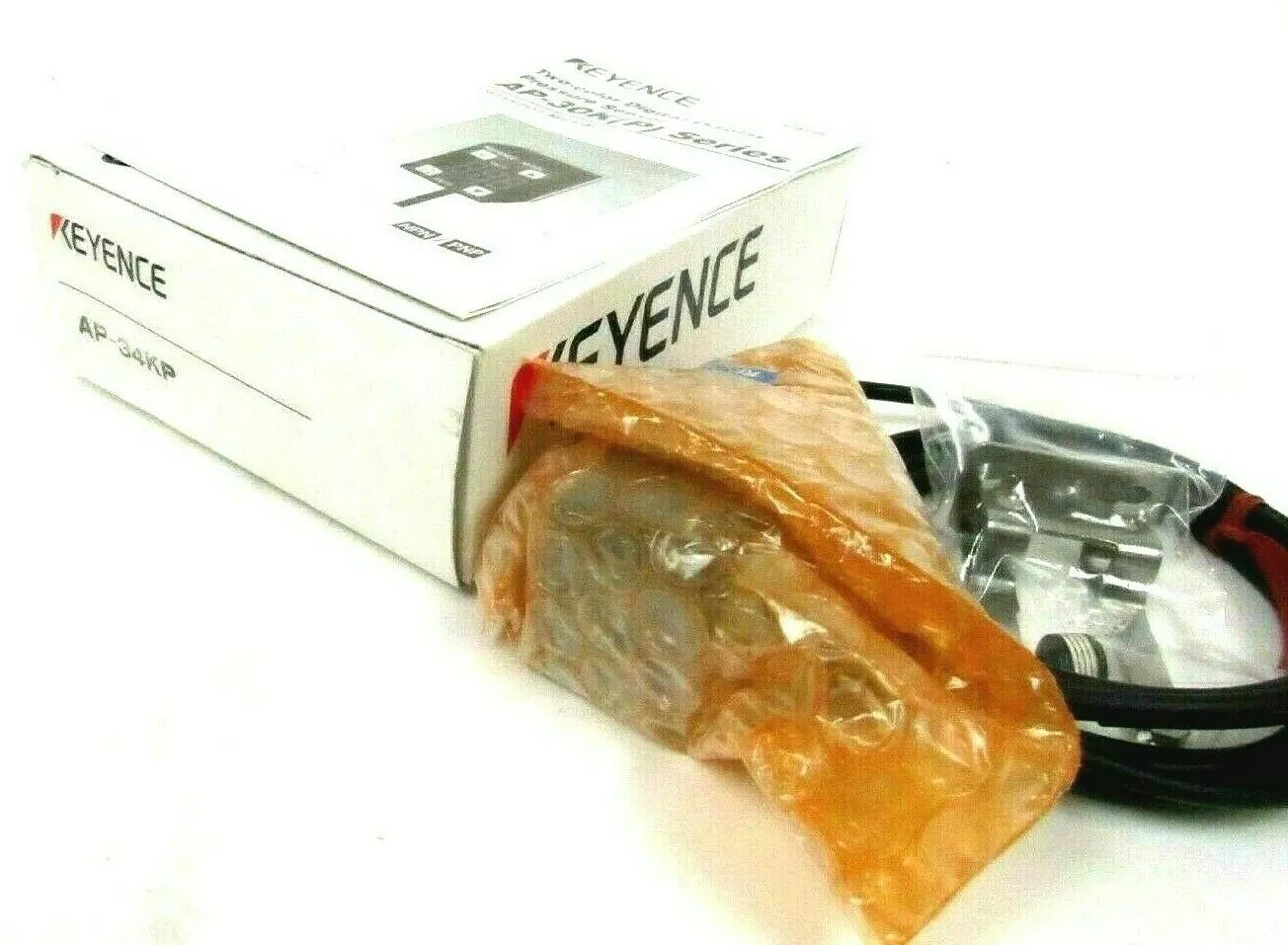 NEW KEYENCE AP-34KP PRESSURE SENSOR AP34KP