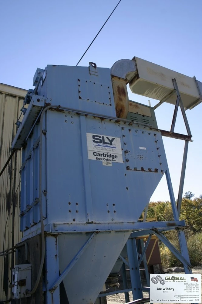 The Sly Mfg Co CF-3-3-C 3000 ACFM Outdoor Cartridge Filter Type Dust Collector