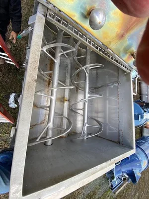 Used _UNKNOWN_ _UNKNOWN_ Ribbon Blenders West Virginia US | Cooper Industries #1409577