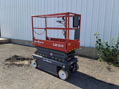 Used 2016 Skyjack SJ3219 Scissor Lifters Texas US | Stack Equipment #1331994