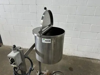 Recirculating Pump w/ Tank