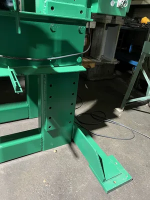 9 Ton Custom Press • Used Custom Custom Press