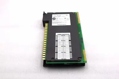 ALLEN BRADLEY 1771-0D16 SER B ISOLATED 120V AC OUTPUT #L-519