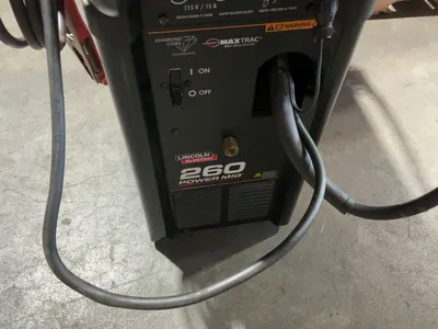 Used LINCOLN ELECTRIC POWER MIG® 260 SINGLE PHASE MIG WELDER POWER SOURCE WITH 208 - 575 INPUT VOLTAGE, 300 AMP MAX OUTPUT Mig Welders Michigan US | Miedema Asset Management Group #1424987