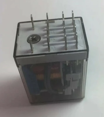USED Allen Bradley 700-HC24Z