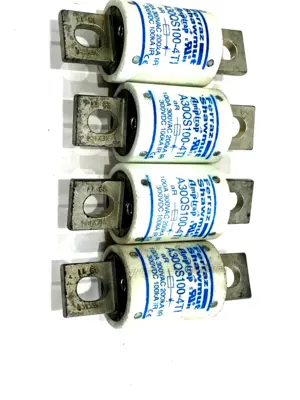 NEW FERRAZ SHAWMUT A30QS100-4TI FUSES 100A 300VAC A30QS1004TI LOT OF 4