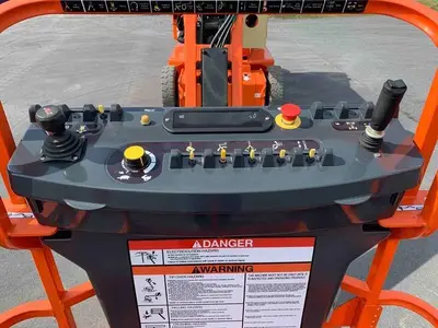 Used 2012 JLG E400AJPN Manlifts New York US | United Lift #1446888
