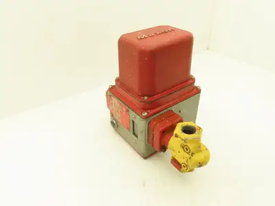 Maxon .75" STO-A 0 Natural Gas Shut Off Vent Valve 3/4"NPT 125PSI 115V