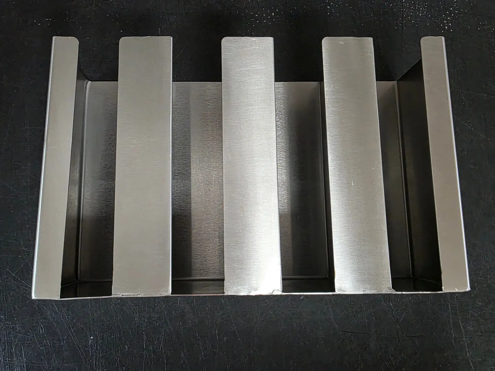 Used Falcon Restaurant Supply, Inc. Used Stainless Steel 4 Compartment Drink Lid Organizer Smallwares Illinois US | Falcon Restaurant Supply #1373774