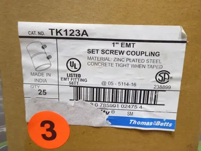 Lot of 25 Thomas & Betts Steel City TK123A 1" EMT Set Screw Couplings New NIB