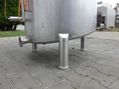_UNKNOWN_ 600 LITRE Stainless Steel Tanks | Perry Equipment (3)