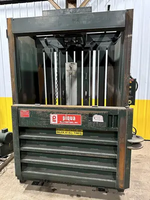 60" X 30" X 20HP PIQUA MODEL #30 VERTICAL HYDRAULIC CARDBOARD BALER: STOCK 17412