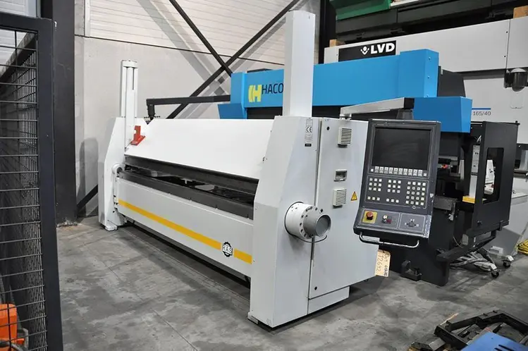 Used RAS 3200 X 4 MM CNC Folding machines | Apt International N.V #373172