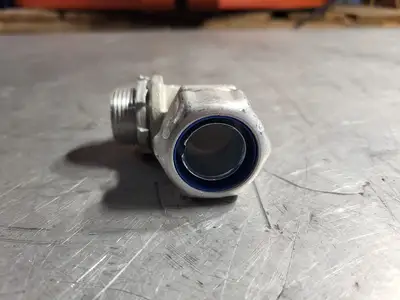 NEW THOMAS & BETTS 5253AL