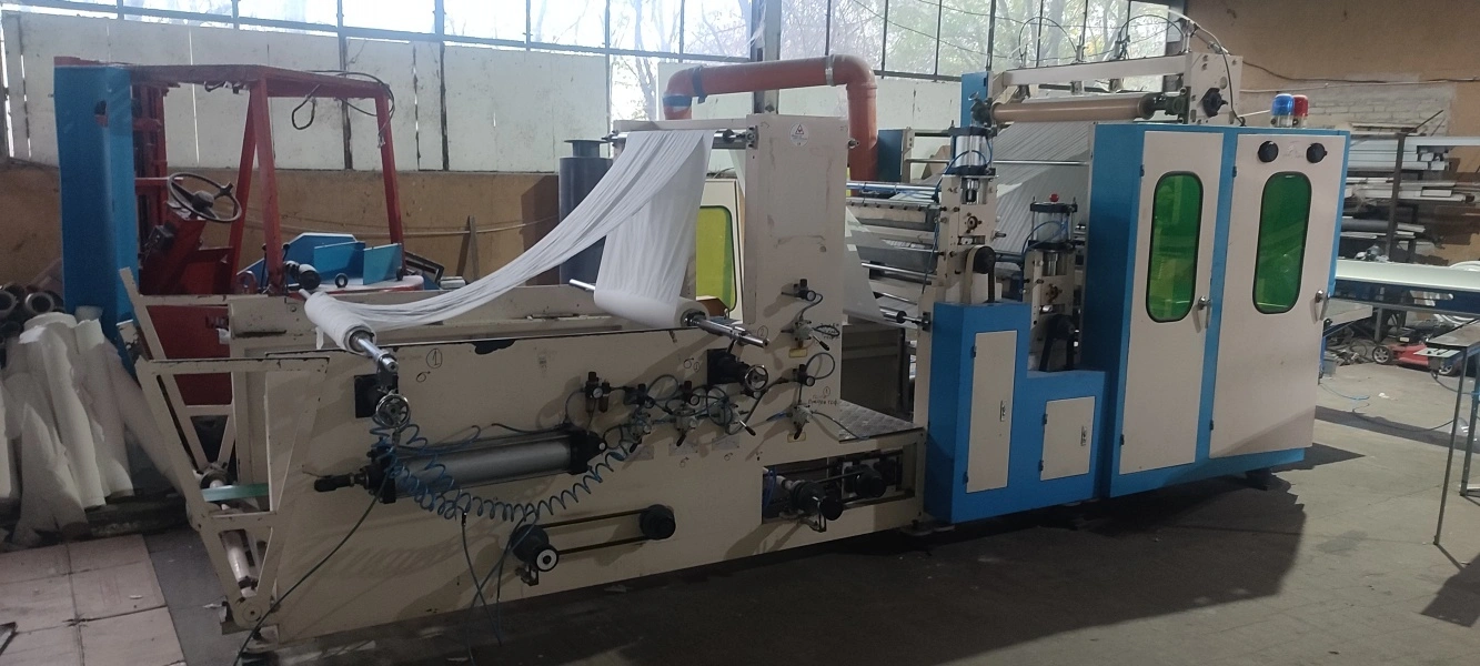 BAOSUO Automatic N-Fold Towel Folder, in excellent used condition, visible under power