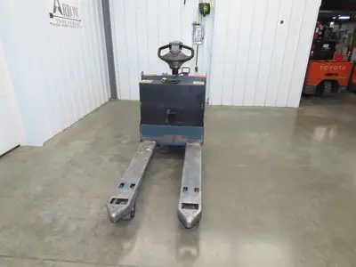 Toyota 8HBW23 Electric Walkie Pallet Jack 4500 lb 45" Forks 8.5" Lift 24V