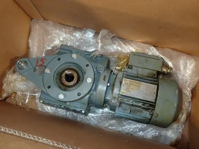 USED SEW EURODRIVE SA47/T DT71D4