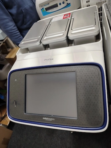 Used APPLIED BIOSYSTEMS _UNKNOWN_ PCR/Thermal Cycler California US | Biotech Equipment Sales #1488853