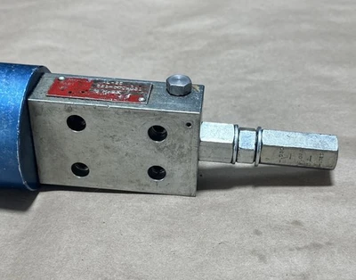 USED Lubriquip 521-000-021